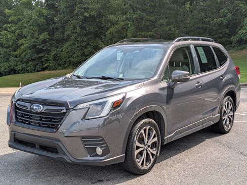 Used 2023 Subaru Forester Limited AWD/4WD image 5