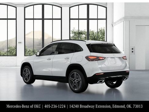 Used 2026 Mercedes-Benz GLA 250 4MATIC image 29