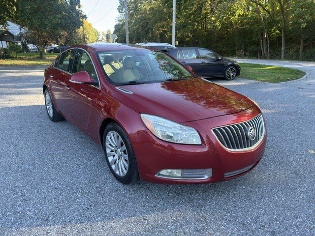 Used 2012 Buick Regal Premium FWD image 1