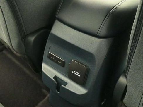 New 2026 Ford Maverick XLT w/ XLT Luxury Package FWD image 19