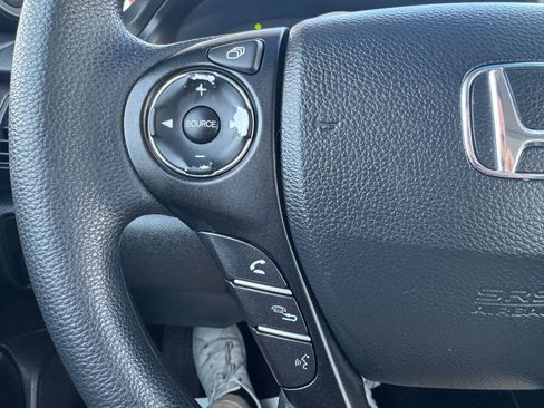 Used 2013 Honda Accord EX image 17