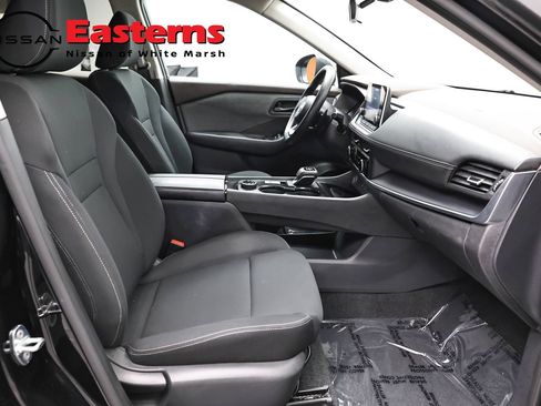 Used 2023 Nissan Rogue S AWD/4WD image 24