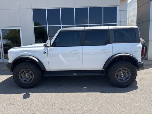 Used 2025 Ford Bronco Outer Banks w/ Sasquatch Package image 6