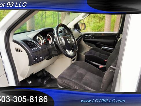 Used 2014 RAM C/V Tradesman w/ UConnect Hands-Free Group FWD image 22