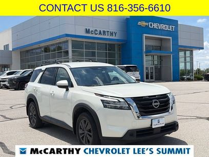 Used 2022 Nissan Pathfinder SV