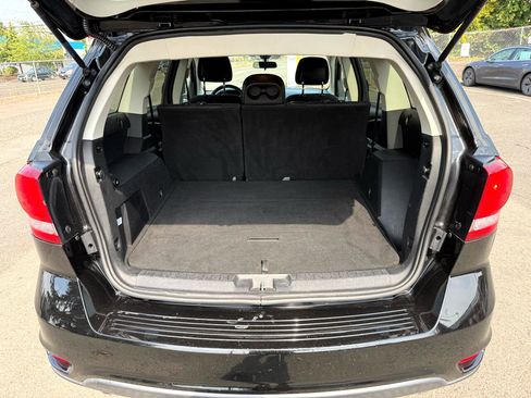 Used 2014 Dodge Journey SXT image 14