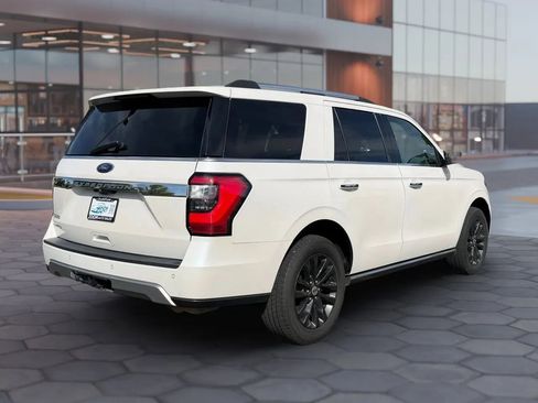 Used 2019 Ford Expedition Limited w/ Equipment Group 301A AWD/4WD image 10