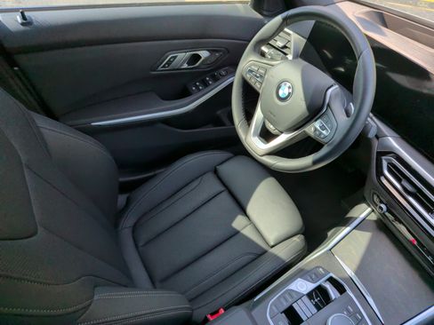 Used 2023 BMW 330i Sedan w/ Premium Package RWD image 35