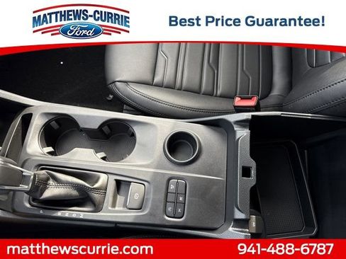 New 2026 Ford Ranger Lariat w/ Black Appearance Package image 13