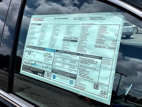 New 2026 GMC Yukon Denali w/ Denali Reserve Package AWD/4WD image 14