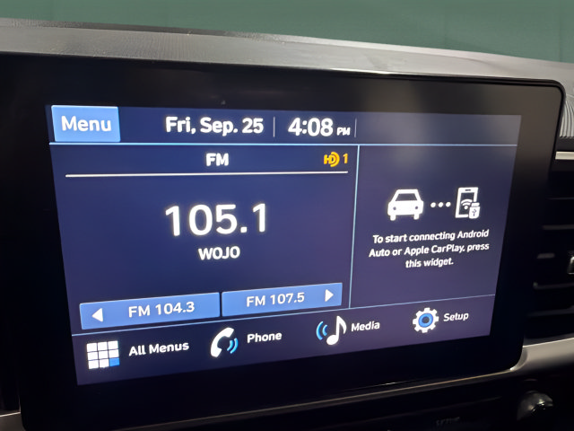 Used 2024 Hyundai Venue SE FWD image 18