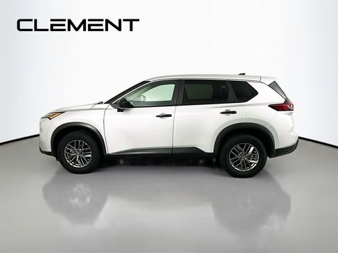 Used 2024 Nissan Rogue S image 6
