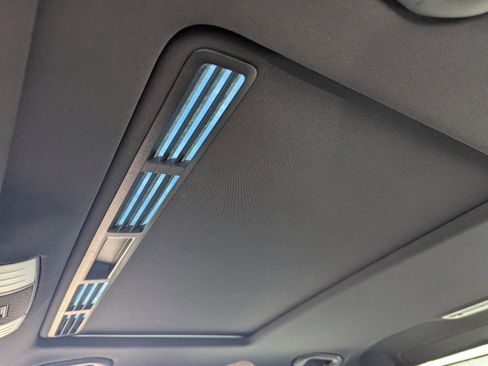 Used 2013 Mercedes-Benz E 350 Sedan image 32