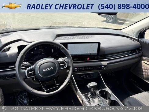 Used 2026 Kia Carnival SX FWD image 13