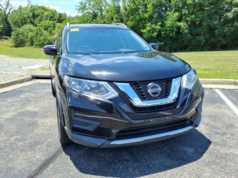 Used 2018 Nissan Rogue SV AWD/4WD image 9
