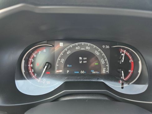 Used 2023 Toyota RAV4 LE image 18