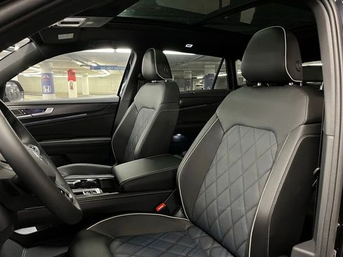 New 2026 Volkswagen Atlas Cross Sport SEL Premium R-Line AWD/4WD image 21