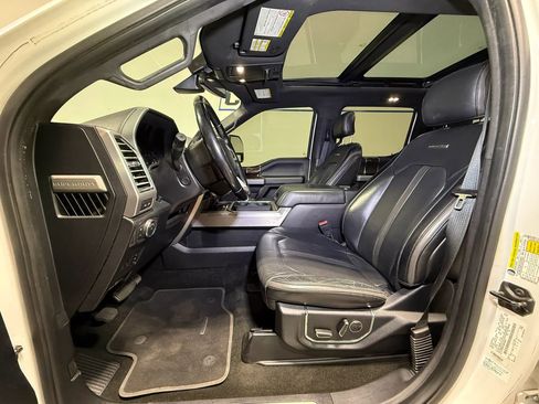 Used 2017 Ford F250 Platinum w/ Platinum Ultimate Package image 16