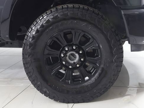 Used 2021 Ford F250 Platinum w/ Tremor Off-Road Package image 17