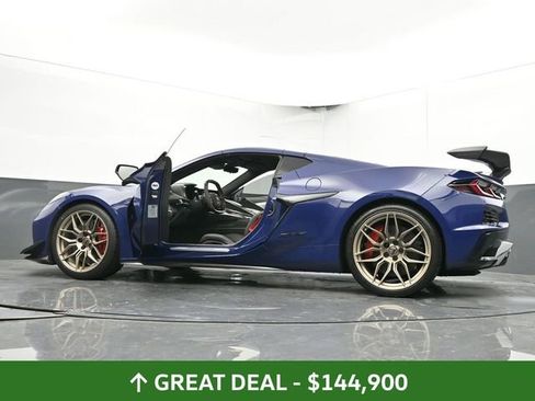 Used 2025 Chevrolet Corvette Z06 w/ Z07 Performance Package image 71