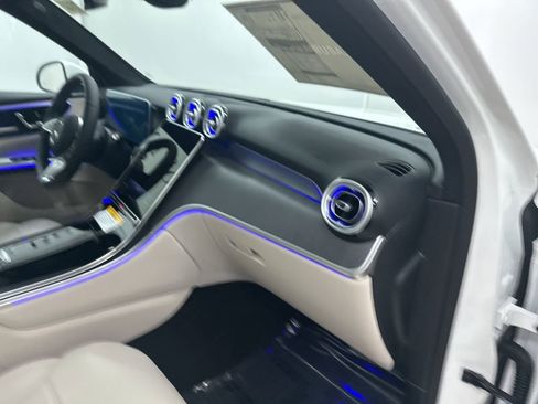 New 2026 Mercedes-Benz GLC 300 image 27
