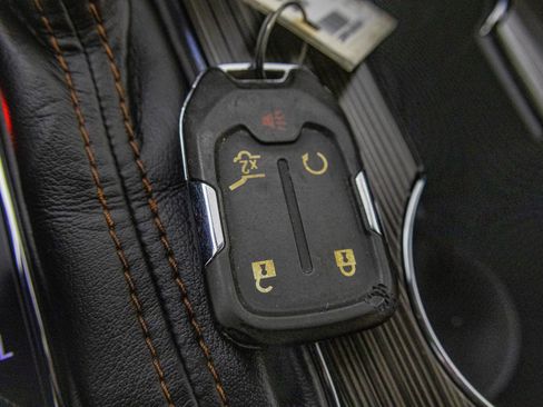 Used 2019 GMC Acadia SLT image 30