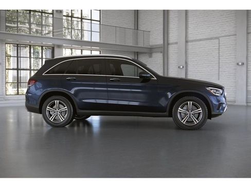 Used 2022 Mercedes-Benz GLC 300 4MATIC image 16