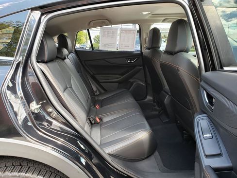 Used 2019 Subaru Crosstrek 2.0i Limited w/ Moonroof Package w/Navigation AWD/4WD image 16