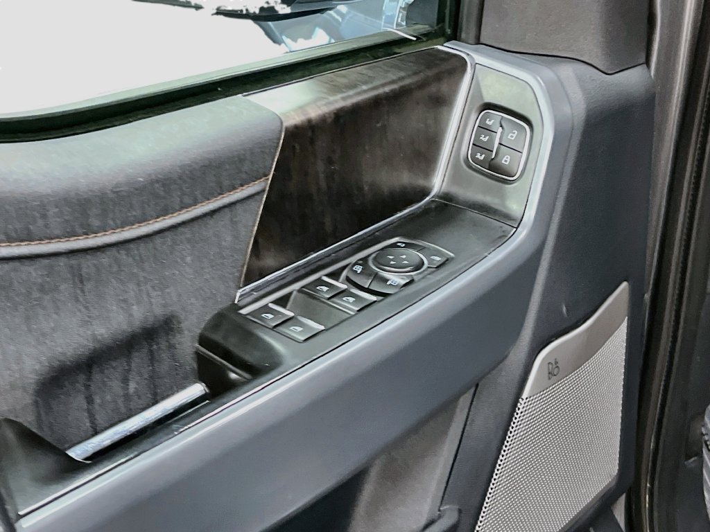 Used 2022 Ford F150 Lariat AWD/4WD image 18