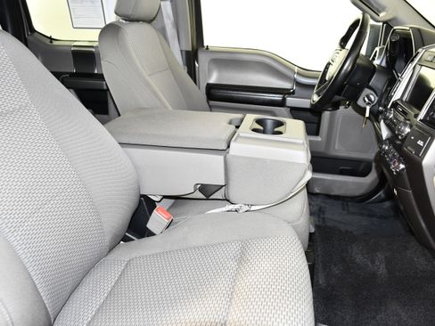 Used 2019 Ford F150 XLT w/ Equipment Group 302A Luxury AWD/4WD image 46