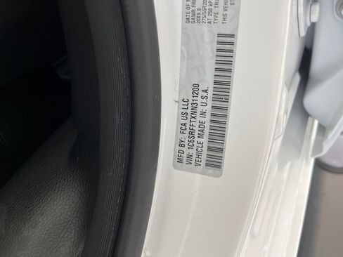 New 2022 RAM 1500 Big Horn image 38