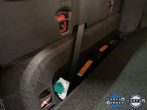 Used 2025 Nissan Frontier SV image 77