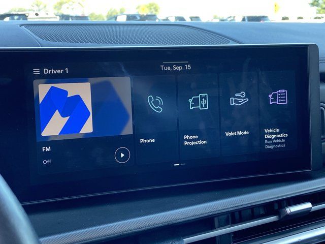 Used 2025 Hyundai Santa Fe SEL FWD image 35