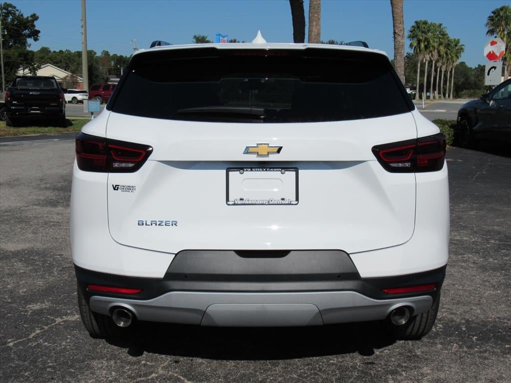New 2026 Chevrolet Blazer LT w/ Convenience Package FWD image 5