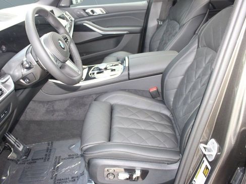 Used 2026 BMW X5 xDrive40i w/ M Sport Package AWD/4WD image 5