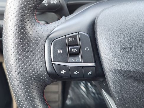 Used 2023 Ford Escape ST-Line image 28