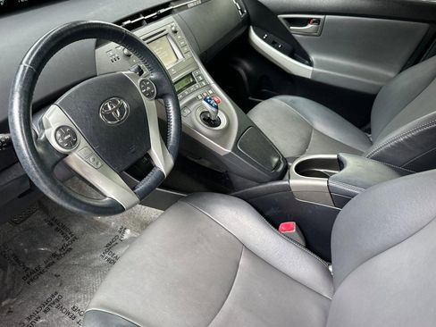 Used 2013 Toyota Prius Four FWD image 4