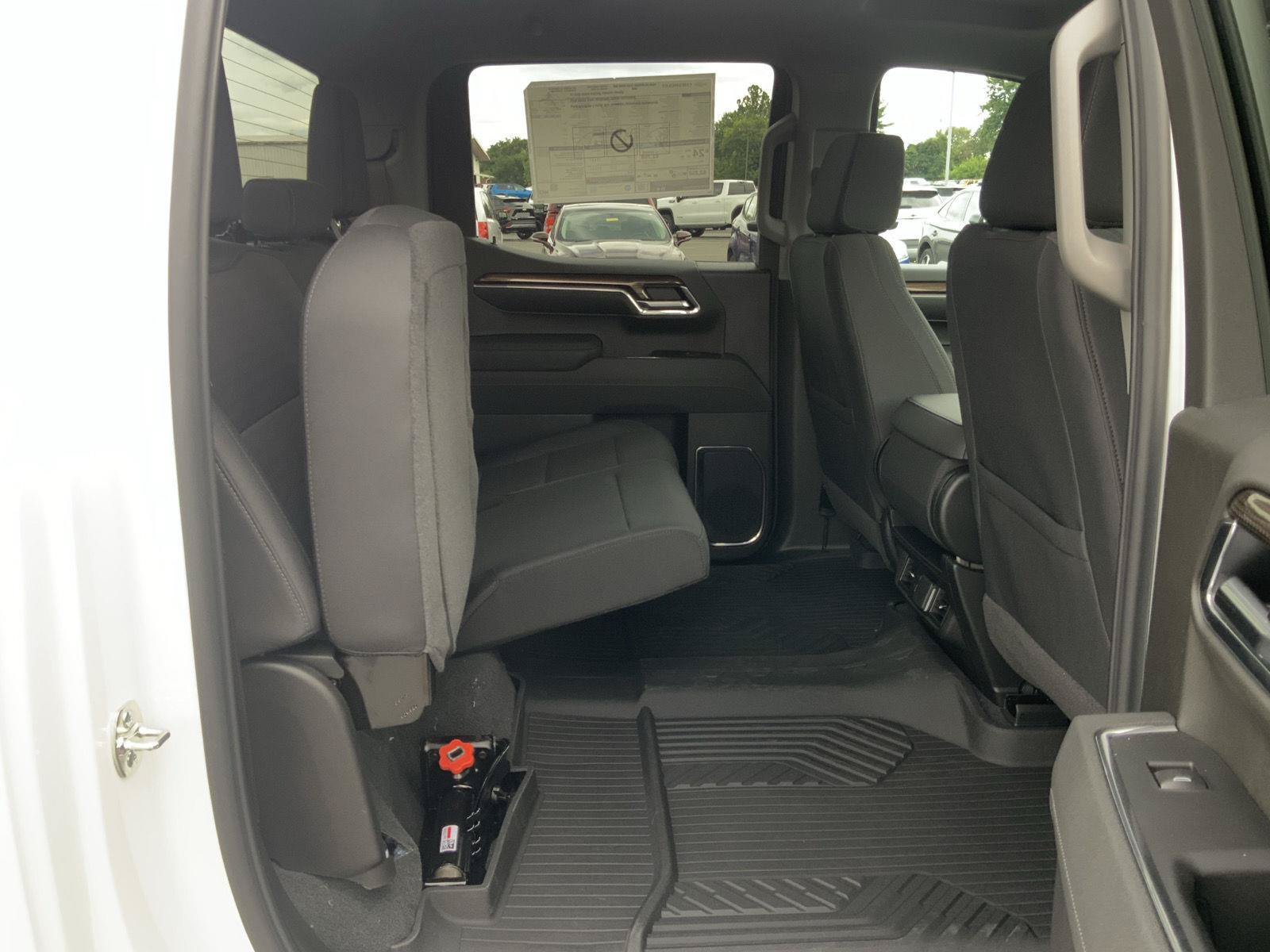 New 2026 Chevrolet Silverado 1500 RST w/ Z71 Off-Road Package AWD/4WD image 54