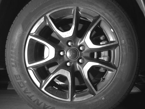 Used 2025 Jeep Compass Trailhawk AWD/4WD image 13