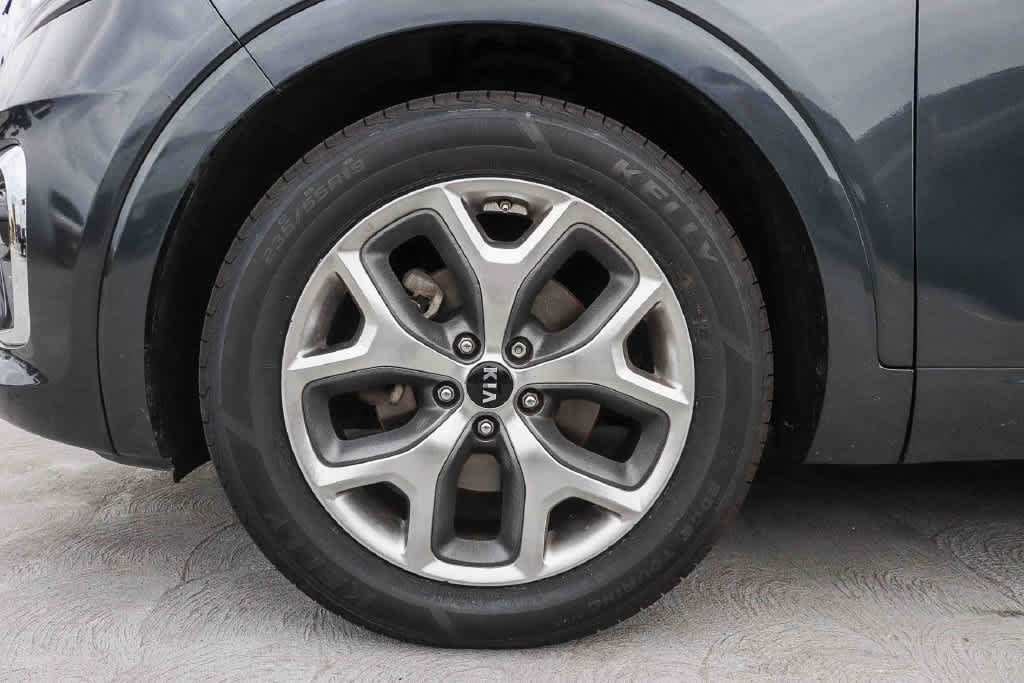 Used 2020 Kia Sorento SX FWD image 11