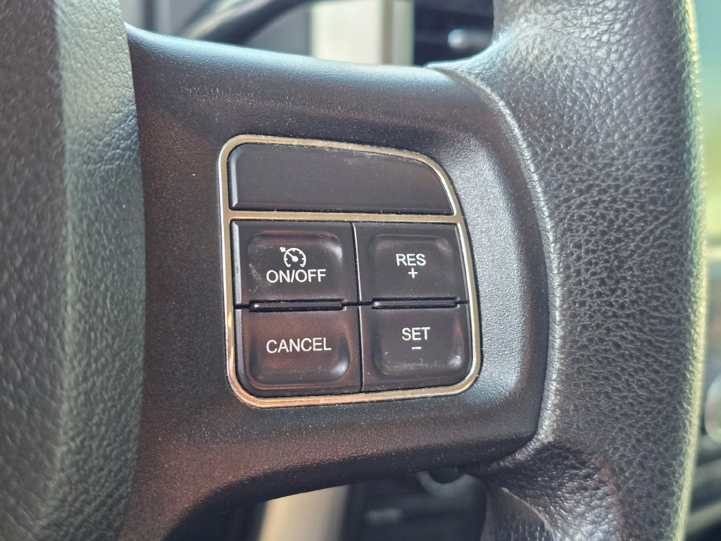 Used 2017 RAM 2500 SLT AWD/4WD image 29