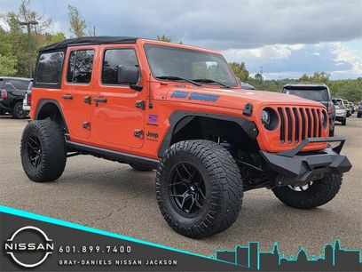 Used 2019 Jeep Wrangler Unlimited Sahara w/ Uconnect 4C Nav & Sound Group