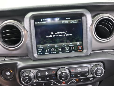 Used 2021 Jeep Wrangler Unlimited Sport AWD/4WD image 32