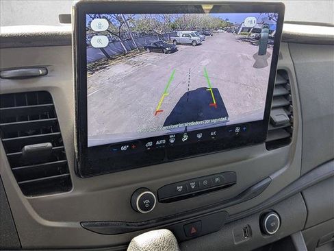 Used 2022 Ford Transit 350 XLT image 15