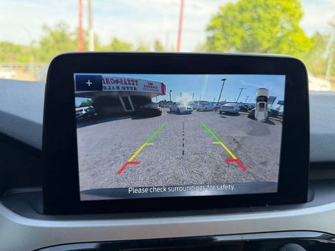 Used 2021 Ford Escape SEL w/ Technology Package FWD image 15