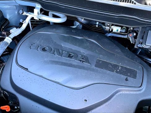 Used 2025 Honda Ridgeline RTL+ image 32