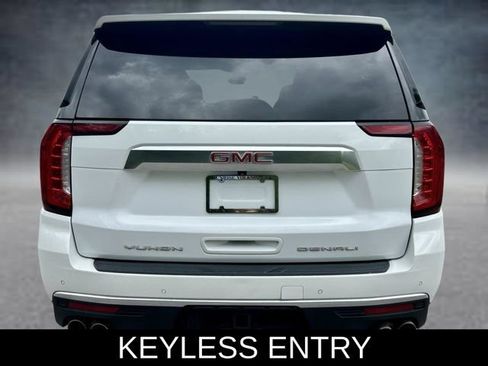 Used 2023 GMC Yukon Denali AWD/4WD image 4