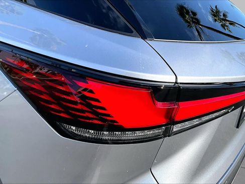New 2026 Lexus RX 350 w/ Convenience Package AWD/4WD image 12