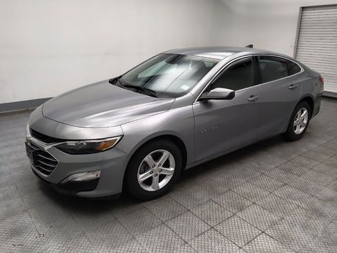 Used 2024 Chevrolet Malibu LS w/ Driver Confidence Package image 2