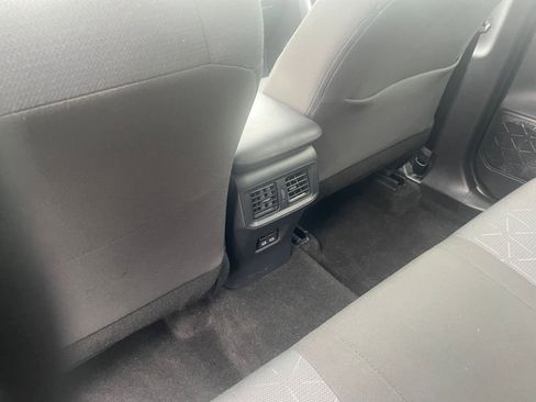 Used 2025 Toyota RAV4 XLE image 24